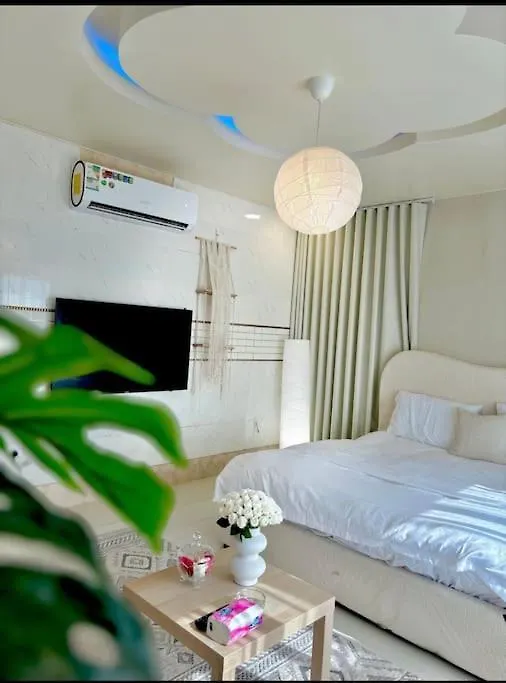 Luxurious Studio For A Beautiful And Special Night Apartment Ar Rabwah 0*,